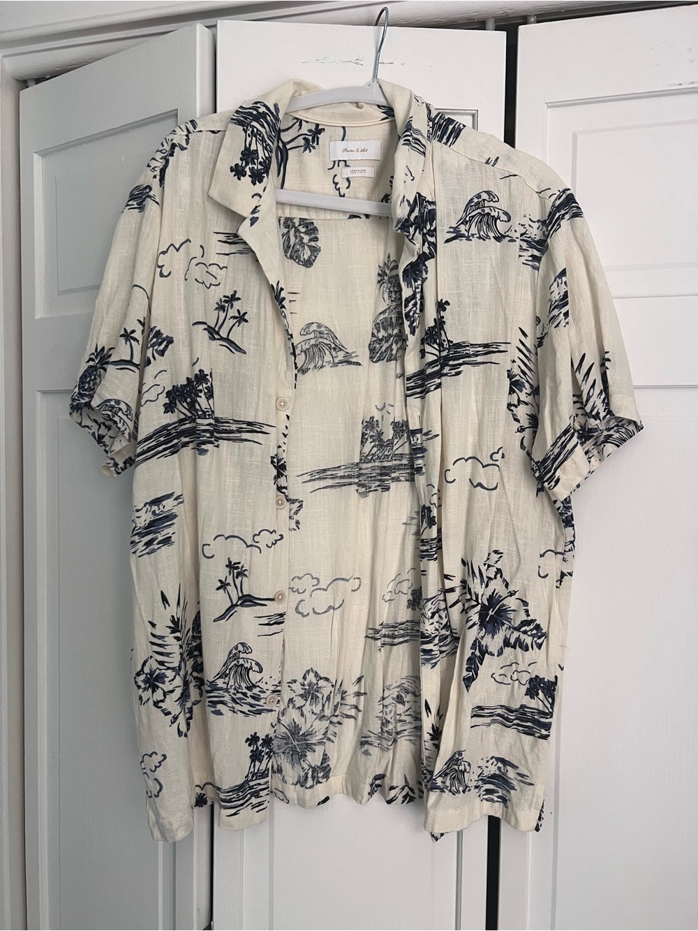 Men's Casual Cream Tropical Print Button-Down Shirt